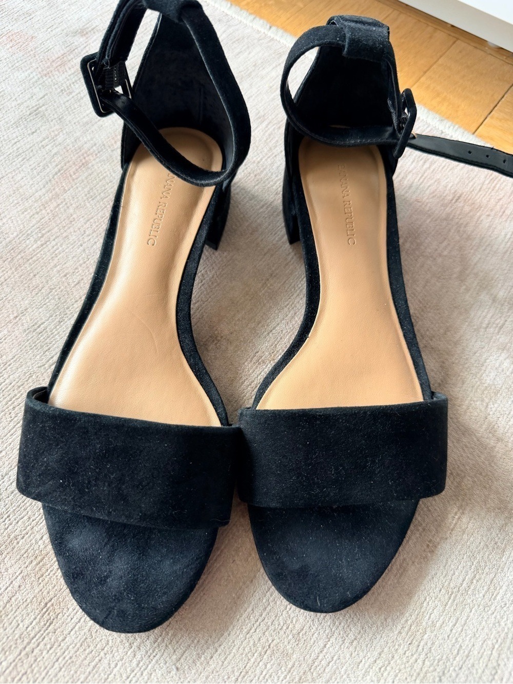 Banana Republic Black Suede Ankle Strap Sandals Size 7.5 - Picture 2 of 4